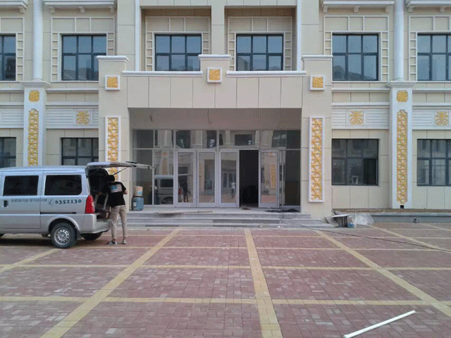 煙臺萊山區水廠隔熱膜施工案例